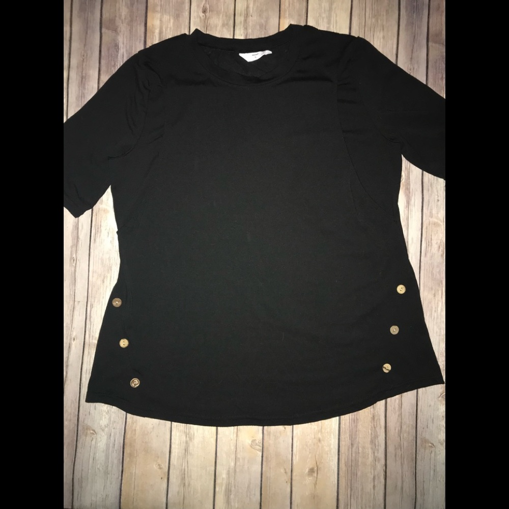 Maternity/nursing t-shirt